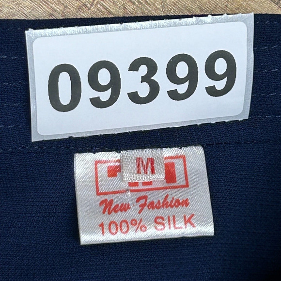 New Fashion Chinese Tang Jacket Shirt Mens Medium Blue Embroidered Silk Dragon - Picture 8 of 8